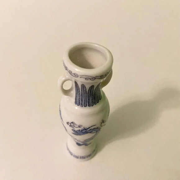 Vintage 1980 Franklin Treasures Of The Imperial Dynasties  Miniature Temple Vase - Picture 5 of 9